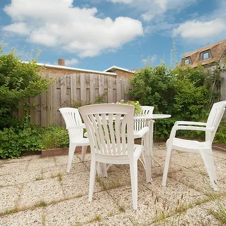Apartament Holiday Zonnewijzer A *