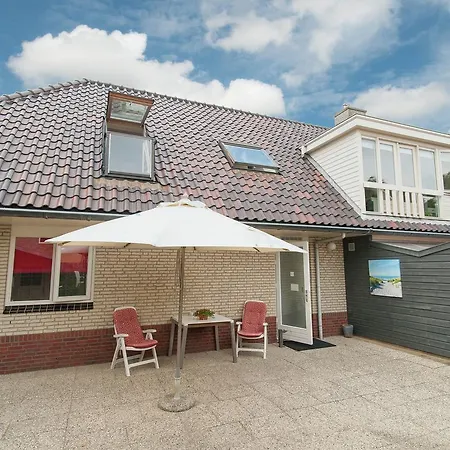 Apartament Holiday Zonnewijzer A